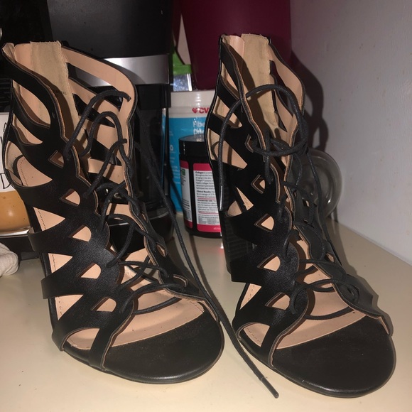 Torrid Black Chunky Heel Size 9W - Picture 2 of 3